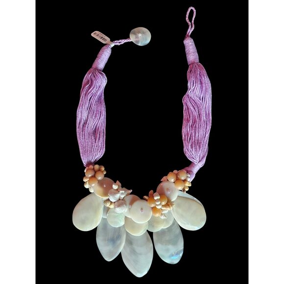 Shell/Lavender Collar Necklace/Earring Set - Picture 6 of 16